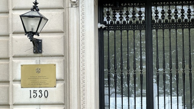 Blisko 700 tysięcy Polaków zarejestrowało się, aby wybierać polskiego prezydenta za granicą.