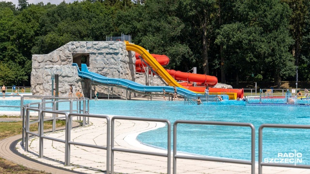 Od niedzieli można się kąpać na Arkonce. Do wyboru odwiedzający mają basen sportowy, tzw. łezkę, rwącą rzekę oraz zjeżdżalnie.