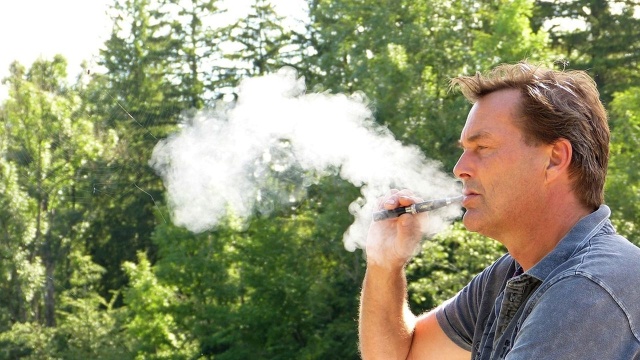 E- papierosy to manipulacja - to hasło kampanii Głównego Inspektora Sanitarnego przygotowanej z okazji Światowego Dnia bez Tytoniu.