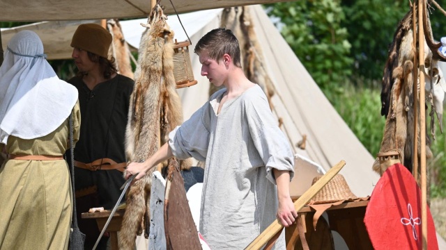 Średniowieczne obozowisko stanie w weekend w podkołobrzeskim Budzistowie. Na miejscu będzie można przekonać się, jak wyglądało życie w czasach pierwszych Piastów.