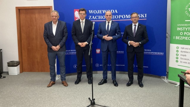 110 burmistrzów i wójtów z zachodniopomorskiego przejdzie szkolenie m.in. na wypadek wojny.