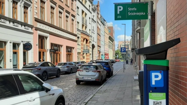 Za parkowanie w Szczecinie zapłacimy bez używania aplikacji czy parkomatu.