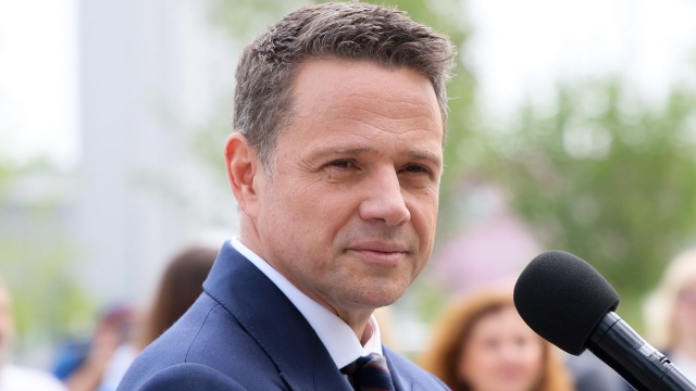 Mobilizacja, konsolidacja oraz poprawa polityki informacyjnej. To najważniejsze wnioski po spotkaniu klubu Koalicji Obywatelskiej z premierem, na które zwracają uwagę jego uczestnicy. Była też mowa o zakończonej kampanii prezydenckiej.