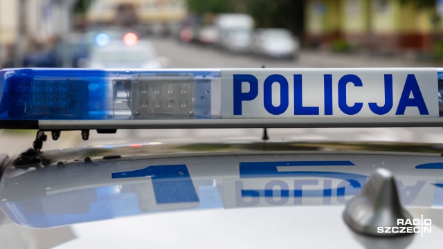 Okradali sklepy na terenie województw: lubuskiego i zachodniopomorskiego - wpadli w Myśliborzu. To trzech mężczyzn, w wieku 55, 53 i 48 lat, mieszkańcy Szczecina.