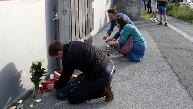 Austriacka policja ujawniła motyw, jakim kierował się napastnik, który zastrzelił dziesięć osób w jednej ze szkół w Grazu. Całe miasto i kraj są w szoku po tym, co zrobił 21-latek we wtorkowe przedpołudnie.
