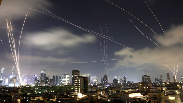 Pierwsza grupa wyjechała we wtorek z Tel Awiwu w kierunku Egiptu. Ewakuacja drugiej grupy planowana jest na czwartek rano.