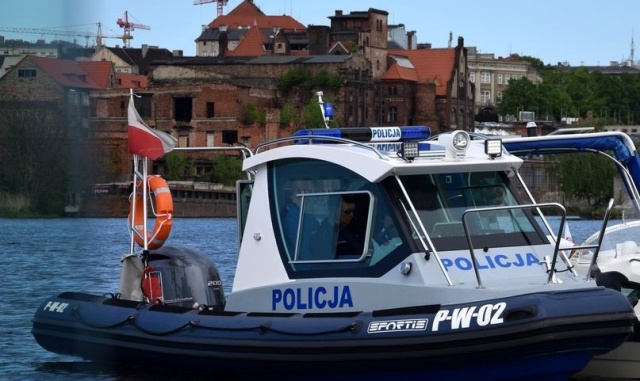 Sigma - tak będzie się nazywać policyjna łódź patrolowa. Koszalińska komenda policji ogłosiła konkurs na nazwę dla swojej motorówki.