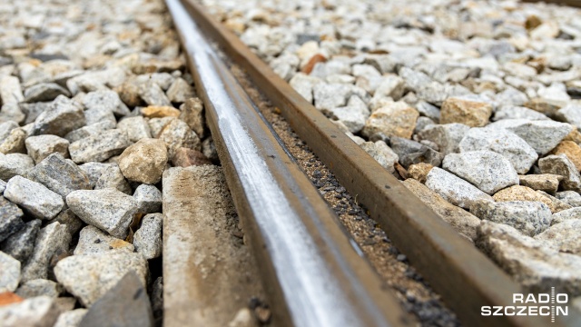 Maksymalnie dziesięć kilometrów na godzinę - z taką prędkością będą na razie jeździć szczecińskie tramwaje między Basenem Górniczym a Hangarową.