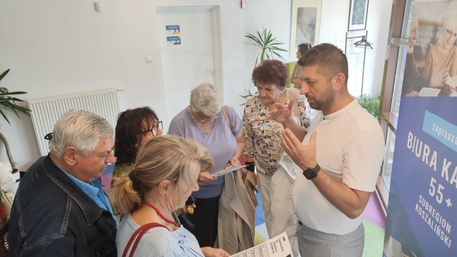 Biuro Karier 55 otwarte w Kołobrzegu. Jak wskazuje sama nazwa, osoby po 55 roku życia skorzystają tu z doradztwa zawodowego i otrzymają pomoc w znalezieniu pracy.