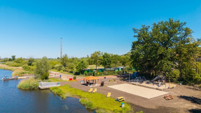 Nowa przystań w Kluczu. Malowniczy zakątek Międzyodrza nad Kanałem Kluckim przy ul. Perkuna przeszedł metamorfozę.