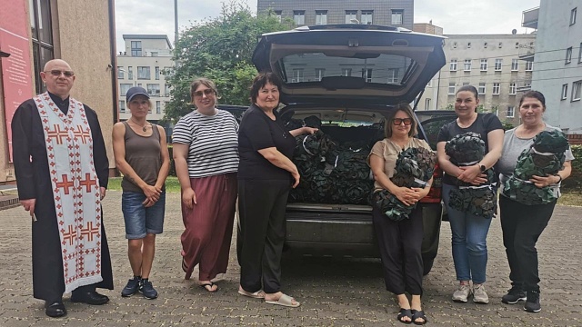 Kolejne samochody wysłał na Ukrainę szczeciński Oddział Związku Ukraińców w Polsce w ramach akcji Razem Pomóżmy Ukrainie.