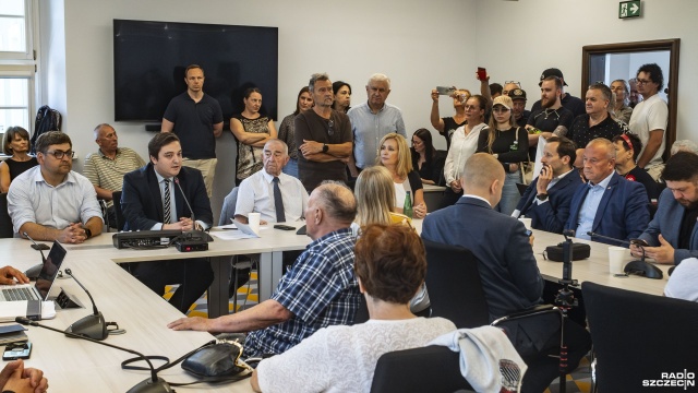 Miała być poświęcona tematowi nielegalnego przekraczania granic - została odwołana. Mowa o komisji ds. bezpieczeństwa publicznego w szczecińskiej Radzie Miasta. Przedstawiciele służb nie pojawili się na spotkaniu zorganizowanym w Urzędzie Miasta.