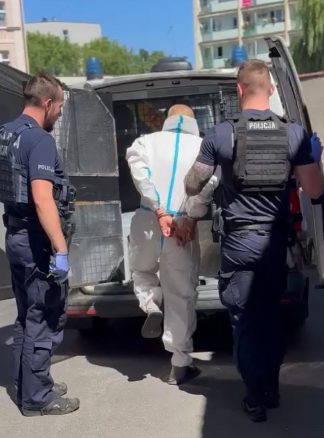 Za nękanie byłej partnerki, będzie tłumaczył się przed sądem. Chodzi o 50-latka z Kołobrzegu, który trafił do aresztu na trzy miesiące.