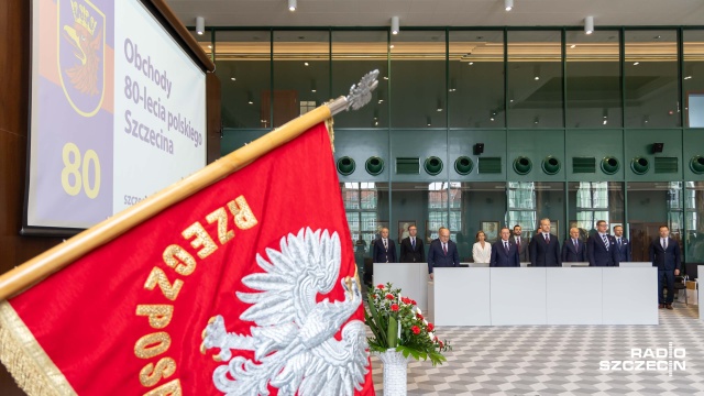 Barbara Jaskierska i Mirosław Lewiński to nowi ambasadorowie Szczecina. Wyróżnienie otrzymali podczas uroczystej sesji Rady Miasta z okazji 80-lecia polskiego Szczecina.