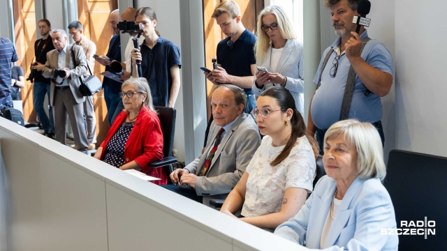Profesor pedagogiki i dziennikarz uhonorowani Medalami za Zasługi dla Miasta Szczecina. Wyróżnienia zostały wręczone na uroczystej, urodzinowej sesji Rady Miasta.