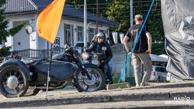 Bywają kapryśne, wymagają opieki i trzeba mieć do nich cierpliwość, ale przejażdżka nimi to miłość na długie lata. W Szczecinie trwa Międzynarodowy Festiwal Miłośników Motocykla Junak - maszyny produkowanej po wojnie w stolicy Pomorza Zachodniego.
