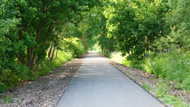 Kończą się prace na odcinku Złocieniec-Wałcz. To część Rowerowego Starego Kolejowego Szlaku.