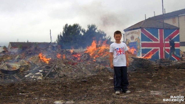 Irlandzka Armia Republikańska (IRA) ogłosiła 28 lipca 2005 roku zakończenie swojej 35-letniej kampanii zbrojnej przeciwko brytyjskim rządom w Irlandii Północnej.