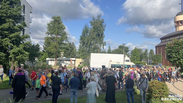 Najdłuższa pielgrzymka w Polsce wyruszyła ze Szczecina [ZDJĘCIA]