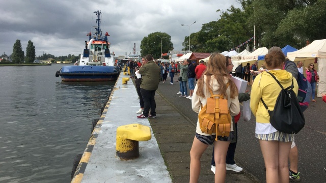 Rękodzieło, stragany z gastronomią, warsztaty dla dzieci i moc dobrej zabawy. Tak zapowiada się Jarmark Bałtycki w Świnoujściu. W tym roku połączony będzie z Festiwalem Piosenki Morskiej Wiatrak.