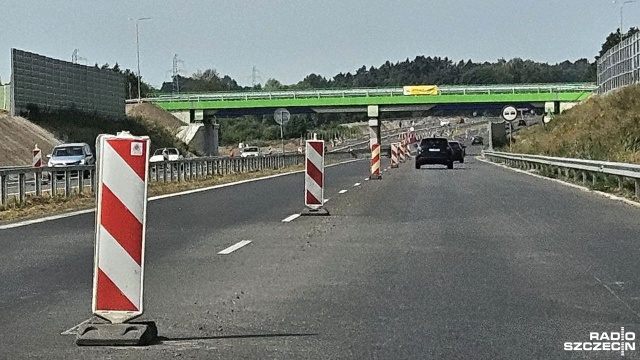 Zmodernizowany odcinek S3 Troszyn - Dargobądz powinien być gotowy we wrześniu - zapowiada Generalna Dyrekcja Dróg i Autostrad.