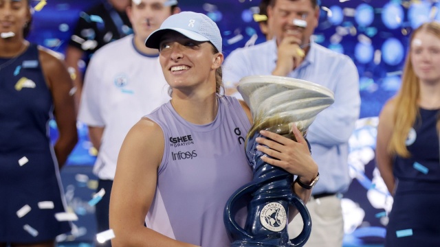 Dzięki zwycięstwu w turnieju WTA w Cincinnati Iga Świątek awansowała na drugie miejsce w światowym rankingu tenisistek.