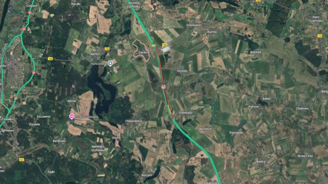 Do zdarzenia doszło na wysokości miejscowości Gardno w kierunku Szczecina.