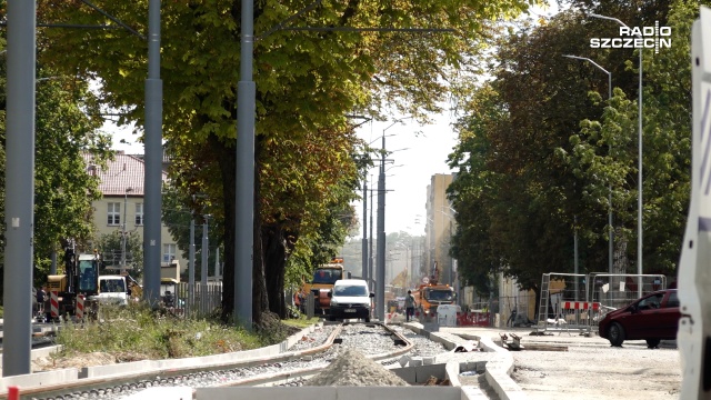 Kolejne zmiany w szczecińskiej komunikacji miejskiej kursującej w kierunku Pomorzan. Od 1 września wydłużona zostanie dotychczasowa trasa tramwaju linii nr 4.