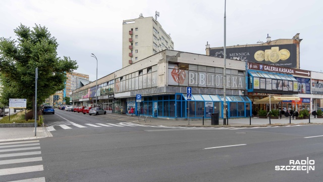 Zmieni się oblicze szczecińskiego placu Adamowicza. To za sprawą uchwały Rady Miasta, która zmodyfikować ma plan zagospodarowania przestrzennego dla części tego obszaru - zapowiada radny Koalicji Obywatelskiej Andrzej Radziwinowicz.