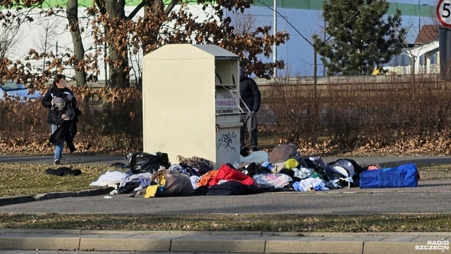 PCK likwiduje pojemniki na odzież. Sytuacja może być jeszcze gorsza