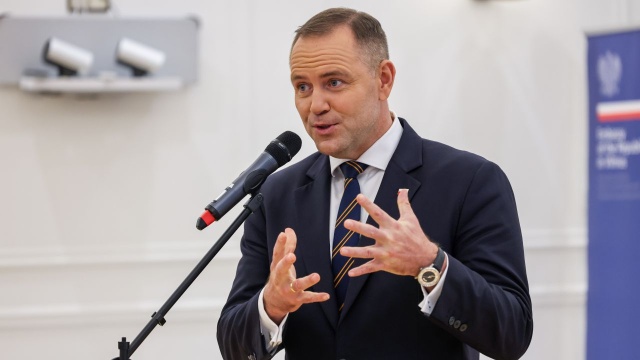 Spotkaniem z przedstawicielami społeczności polskiej zakończył swoją wizytę na Litwie prezydent Karol Nawrocki.