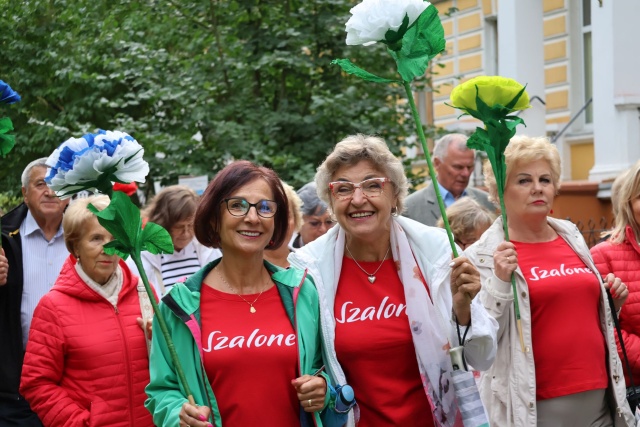W ten weekend Kołobrzegiem rządzą seniorzy. Na miejscu trwają Senioralia, czyli wielkie święto osób, które udowadniają, że wiek to tylko liczba.