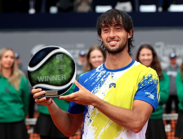 Thiago Augustin Tirante zwycięzcą tenisowego turnieju Invest in Szczecin Open. Rozstawiony z numerem drugim Argentyńczyk w finale pokonał Hiszpana Pablo Llamasa Ruiza 6:3, 6:2.