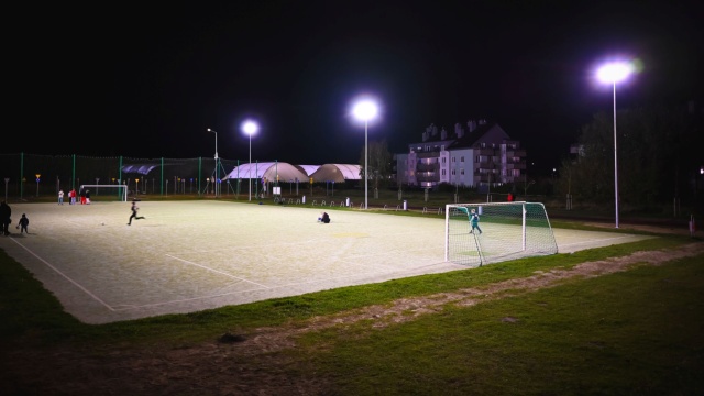 Blisko pół miliona złotych będzie kosztować remont stargardzkiego boiska przy ul. Armii Krajowej.