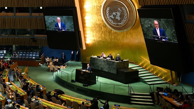 Nowy Jork centrum światowej dyplomacji. Rozpoczyna się tam 80. debata generalna Zgromadzenia Ogólnego Narodów Zjednoczonych. Oczy świata zwrócone są między innymi na prezydenta USA.