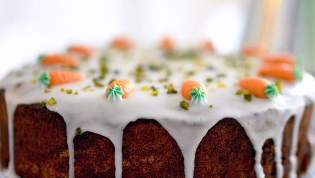 Tort gigant - to weekendowy przysmak, który samorząd Świnoujścia przygotował dla mieszkańców z okazji jubileuszu 80-lecia polskiej administracji w kurorcie. Wypiek ma być tak duży, by porcji starczyło dla każdego.