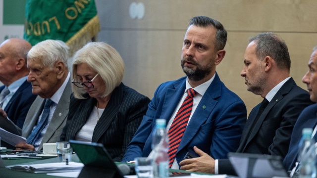 Szef MON Władysław Kosiniak-Kamysz podkreślał w sobotę w Poznaniu, że żyjemy w najtrudniejszych czasach od końca II wojny światowej. Zapewnienie bezpieczeństwa uznał za najważniejsze dziś zadanie, zgodne z tradycją PSL, formacji, która potrafi współpracować z różnymi ośrodkami władzy.