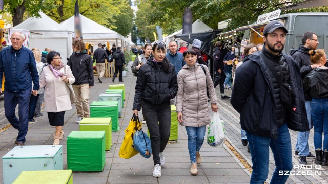 Trwa trzeci i ostatni dzień festiwalu Oktoberfest w Szczecinie. W niedzielnym programie festiwalu m.in. prelekcje o historii piwa, a także spacer z przewodnikiem szlakiem piwa.