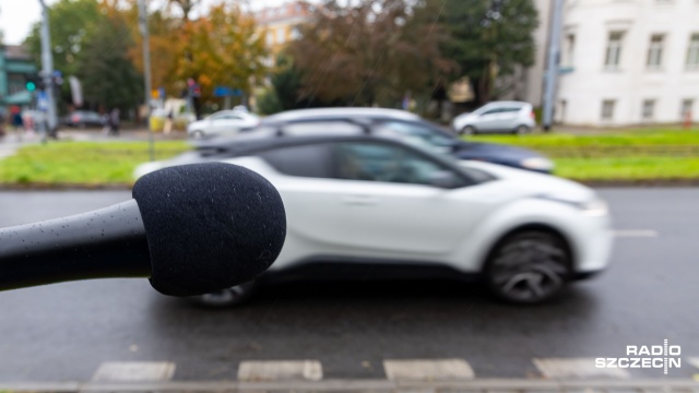 Apel do władz centralnych o przyjęcie zmian legislacyjnych, które umożliwią polskim miastom stosowanie fotoradarów akustycznych, trafi pod obrady najbliższej sesji szczecińskiej Rady Miasta.