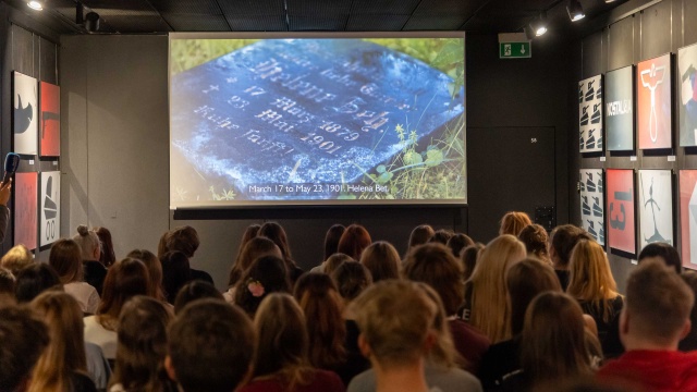 Filmem Oni zbudowali nasz dom rozpoczął się dwudziesty Szczecin Film Festival. W centrum Dialogu Przełomy przed południem licealiści odbyli lekcje dotyczącą historii Pomorza Zachodniego.