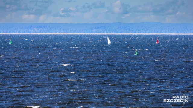 Podniesiony poziom wody w Zalewie Szczecińskim i 2. stopień ostrzeżenia Instytutu Meteorologii i Gospodarki Wodnej.