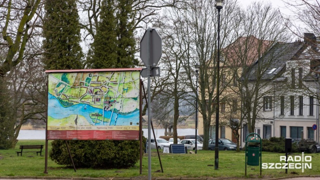 Będzie realizacja drugiego etapu rozbudowy przystani morskiej w Wolinie. Jak podaje portal kamienskie.info, właśnie podpisano umowę w tej sprawie. Pracami zajmie się firma ze Skarbimierzyc.