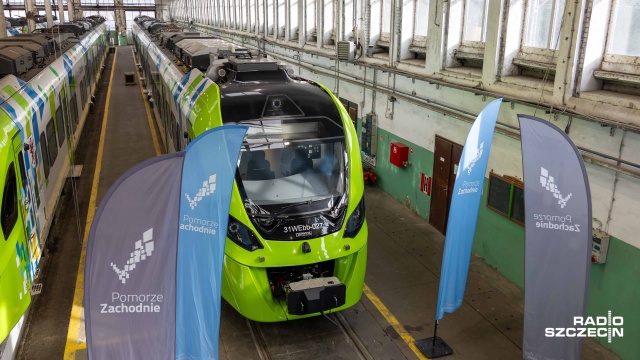 Osiem nowoczesnych pociągów dołączyło do kolejowej floty Pomorza Zachodniego. Będą kursować ze Szczecina w kierunku Słupska czy Świnoujścia.