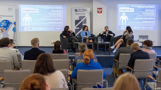 Potrzebujemy dobrych praktyk związanych z korzystaniem z internetu - uważają eksperci, uczestnicy konferencji Cyber Czat, która odbyła się w Szczecinie.