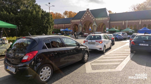 Kolejna zmiana od czwartku obowiązywać będzie kierowców, którzy wybierają się na Cmentarz Centralny w Szczecinie.