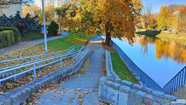 Przed terminem zakończyły się prace naprawcze muru oporowego na Parsęcie w Kołobrzegu. Dzięki temu ponownie został otwarty fragment bulwaru przy rzece.