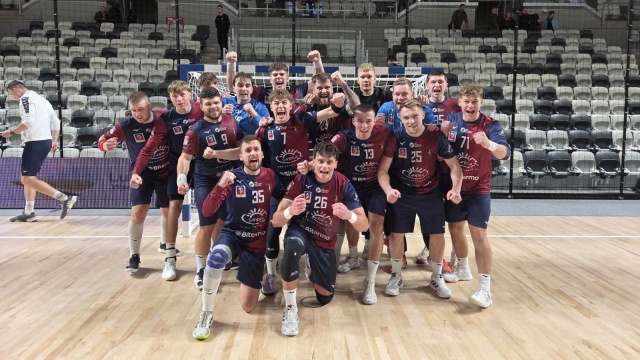 Piłkarze ręczni Sandry SPA Pogoni w sobotę walczyć będą o ósme z rzędu zwycięstwo w Lidze Centralnej.