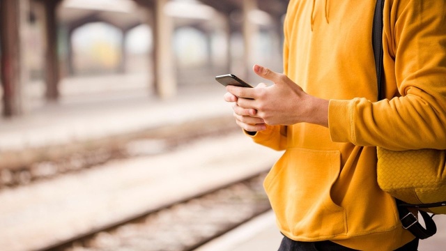 Od 8 do 16 listopada na stacji Warszawa Centralna nie będą zatrzymywały się pociągi. Prace torowe nie wiążą się jednak z wyłączeniem z użytku całego dworca - będzie można korzystać z części handlowej, nadziemnej i podziemnej.