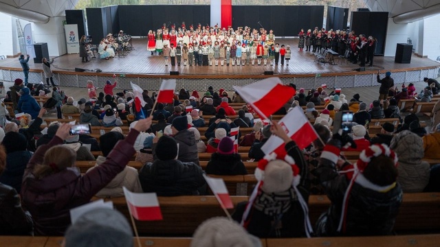 Marsz Pierwszej Brygady będzie obowiązkowo, ale będzie można też zanucić Przybyli ułani pod okienko... - to w niedzielę w szczecińskim Amfiteatrze w ramach koncertu Szczecińskie Dźwięki Niepodległości - Patriotyczne Śpiewanie.