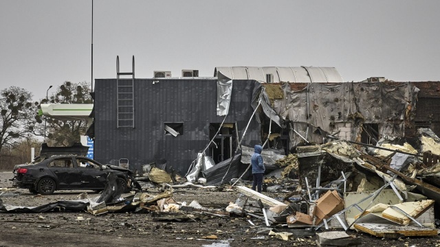 Rosja zaatakowała podstacje dwóch ukraińskich elektrowni jądrowych - poinformował szef MSZ Ukrainy Andrij Sybiha.